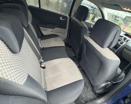 Синий Рено Меган, объемом двигателя 1.6 л и пробегом 248 тыс. км за 4000 $, фото 4 на Automoto.ua