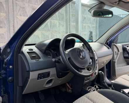 Синий Рено Меган, объемом двигателя 1.46 л и пробегом 210 тыс. км за 3500 $, фото 11 на Automoto.ua