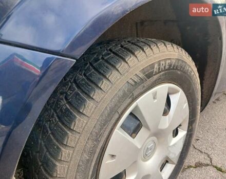 Синий Рено Меган, объемом двигателя 1.6 л и пробегом 377 тыс. км за 3950 $, фото 14 на Automoto.ua