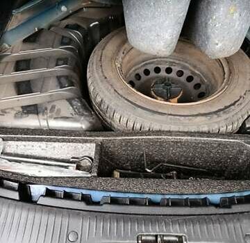 Синий Рено Меган, объемом двигателя 1.6 л и пробегом 250 тыс. км за 4000 $, фото 24 на Automoto.ua