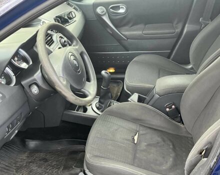 Синий Рено Меган, объемом двигателя 1.4 л и пробегом 229 тыс. км за 4790 $, фото 15 на Automoto.ua