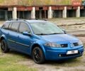 Синий Рено Меган, объемом двигателя 1.6 л и пробегом 335 тыс. км за 5300 $, фото 1 на Automoto.ua