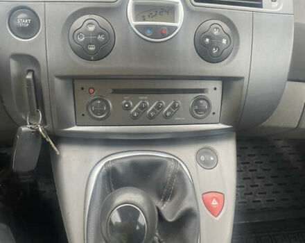 Синий Рено Меган, объемом двигателя 2 л и пробегом 262 тыс. км за 4800 $, фото 14 на Automoto.ua