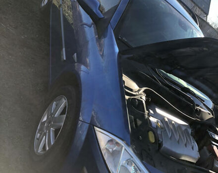 Синий Рено Меган, объемом двигателя 1.6 л и пробегом 204 тыс. км за 5900 $, фото 8 на Automoto.ua