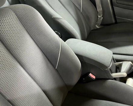 Синий Рено Меган, объемом двигателя 1.6 л и пробегом 195 тыс. км за 5350 $, фото 3 на Automoto.ua