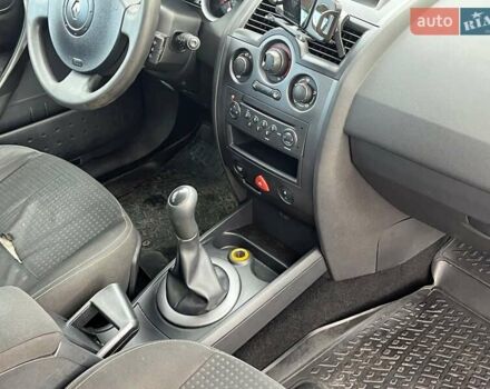 Синій Рено Меган, об'ємом двигуна 1.4 л та пробігом 229 тис. км за 4790 $, фото 25 на Automoto.ua