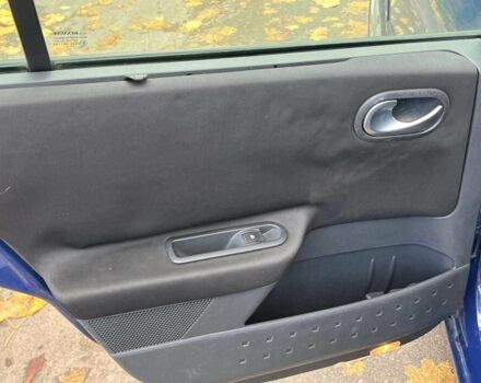 Синий Рено Меган, объемом двигателя 1.4 л и пробегом 229 тыс. км за 4790 $, фото 22 на Automoto.ua