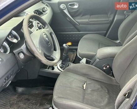 Синій Рено Меган, об'ємом двигуна 1.4 л та пробігом 229 тис. км за 4790 $, фото 13 на Automoto.ua