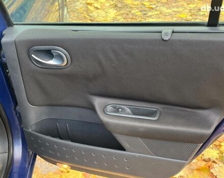 Синій Рено Меган, об'ємом двигуна 1.4 л та пробігом 229 тис. км за 4790 $, фото 23 на Automoto.ua