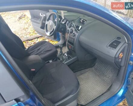Синий Рено Меган, объемом двигателя 1.87 л и пробегом 330 тыс. км за 4200 $, фото 4 на Automoto.ua