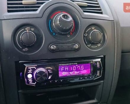 Синий Рено Меган, объемом двигателя 1.6 л и пробегом 205 тыс. км за 3650 $, фото 71 на Automoto.ua