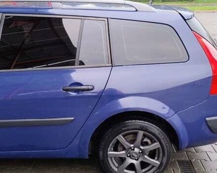 Рено Меган 2005 в Луцке на Automoto.ua Синий Рено Меган, объемом двигателя 1.5 л и пробегом 245 тыс. км за 4000 $, фото 6 на Automoto.ua