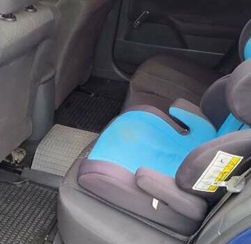 Рено Меган 2005 в Луцке на Automoto.ua Синий Рено Меган, объемом двигателя 1.5 л и пробегом 245 тыс. км за 4000 $, фото 9 на Automoto.ua