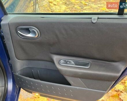 Синій Рено Меган, об'ємом двигуна 1.4 л та пробігом 229 тис. км за 4790 $, фото 24 на Automoto.ua
