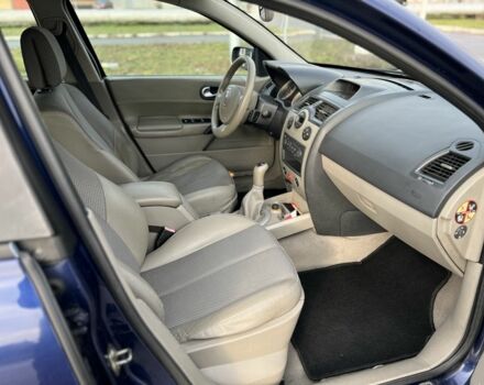 Синій Рено Меган, об'ємом двигуна 1.6 л та пробігом 225 тис. км за 5250 $, фото 16 на Automoto.ua