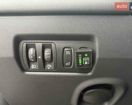 Синій Рено Меган, об'ємом двигуна 1.6 л та пробігом 287 тис. км за 4800 $, фото 1 на Automoto.ua