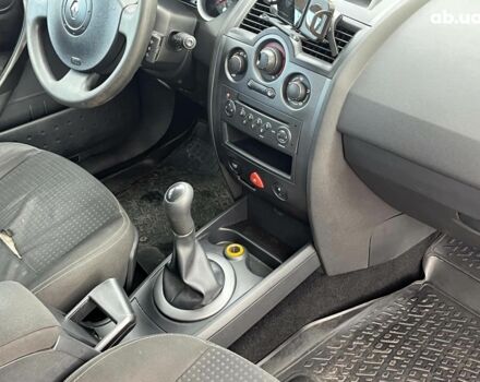 Синій Рено Меган, об'ємом двигуна 1.4 л та пробігом 229 тис. км за 4790 $, фото 26 на Automoto.ua