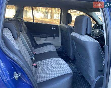 Синий Рено Меган, объемом двигателя 1.5 л и пробегом 304 тыс. км за 3900 $, фото 12 на Automoto.ua