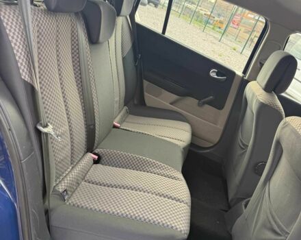 Синий Рено Меган, объемом двигателя 1.4 л и пробегом 198 тыс. км за 5300 $, фото 6 на Automoto.ua