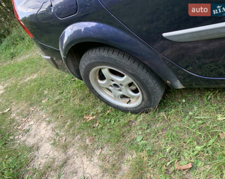 Синий Рено Меган, объемом двигателя 1.87 л и пробегом 363 тыс. км за 4350 $, фото 9 на Automoto.ua