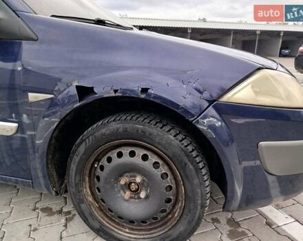 Синий Рено Меган, объемом двигателя 2 л и пробегом 290 тыс. км за 2000 $, фото 3 на Automoto.ua