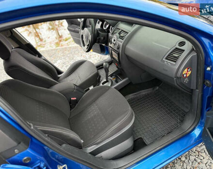 Синій Рено Меган, об'ємом двигуна 1.6 л та пробігом 215 тис. км за 4999 $, фото 43 на Automoto.ua