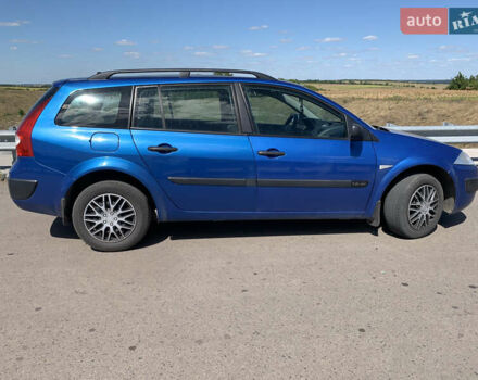 Синий Рено Меган, объемом двигателя 1.6 л и пробегом 274 тыс. км за 4500 $, фото 3 на Automoto.ua