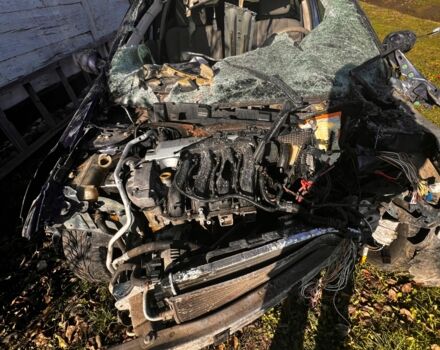 Синій Рено Меган, об'ємом двигуна 1.6 л та пробігом 190 тис. км за 500 $, фото 3 на Automoto.ua