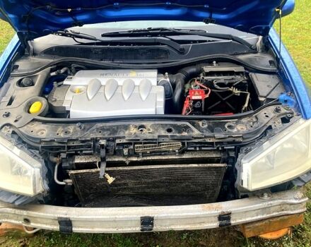 Синий Рено Меган, объемом двигателя 1.6 л и пробегом 0 тыс. км за 2000 $, фото 6 на Automoto.ua