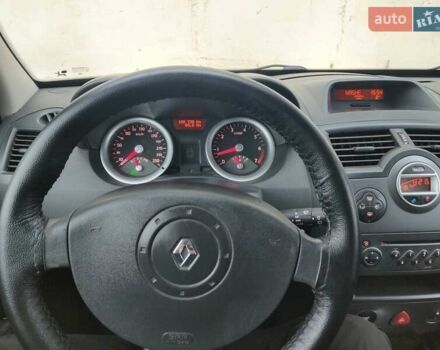 Синій Рено Меган, об'ємом двигуна 1.6 л та пробігом 189 тис. км за 4700 $, фото 20 на Automoto.ua