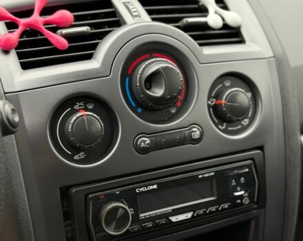 Синий Рено Меган, объемом двигателя 1.5 л и пробегом 253 тыс. км за 3500 $, фото 11 на Automoto.ua