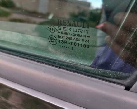 Синий Рено Меган, объемом двигателя 1.6 л и пробегом 213 тыс. км за 5700 $, фото 4 на Automoto.ua