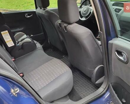 Синій Рено Меган, об'ємом двигуна 1.6 л та пробігом 249 тис. км за 5550 $, фото 17 на Automoto.ua