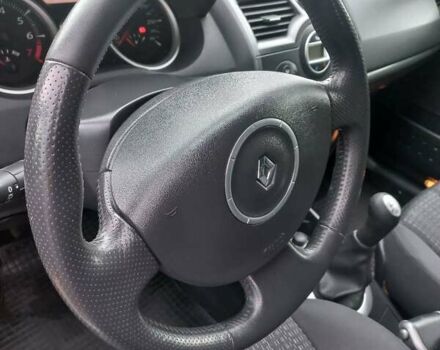 Синий Рено Меган, объемом двигателя 1.6 л и пробегом 213 тыс. км за 5700 $, фото 45 на Automoto.ua