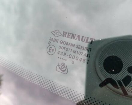 Синий Рено Меган, объемом двигателя 1.6 л и пробегом 213 тыс. км за 5700 $, фото 5 на Automoto.ua