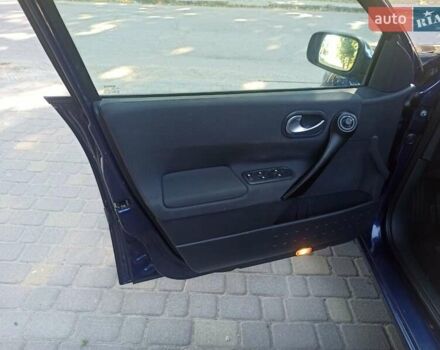 Синий Рено Меган, объемом двигателя 1.6 л и пробегом 212 тыс. км за 5550 $, фото 7 на Automoto.ua