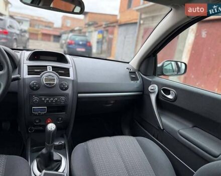 Синий Рено Меган, объемом двигателя 1.6 л и пробегом 151 тыс. км за 5900 $, фото 92 на Automoto.ua