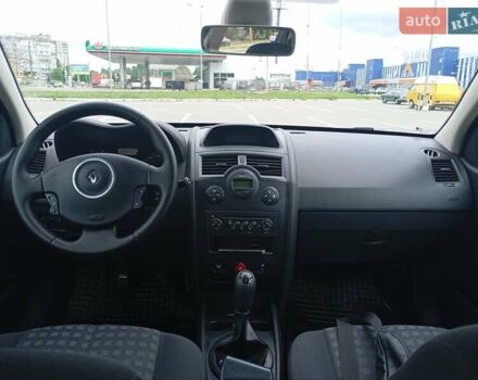 Рено Меган 2006 у Сумах на Automoto.ua Синій Рено Меган, об'ємом двигуна 1.6 л та пробігом 163 тис. км за 5200 $, фото 19 на Automoto.ua