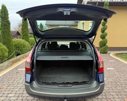 Синий Рено Меган, объемом двигателя 1.5 л и пробегом 253 тыс. км за 3500 $, фото 4 на Automoto.ua