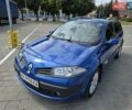 Синий Рено Меган, объемом двигателя 2 л и пробегом 245 тыс. км за 6300 $, фото 1 на Automoto.ua