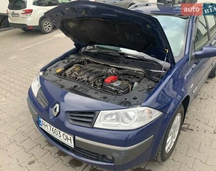 Синій Рено Меган, об'ємом двигуна 2 л та пробігом 329 тис. км за 4200 $, фото 10 на Automoto.ua