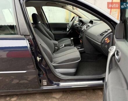 Синий Рено Меган, объемом двигателя 1.6 л и пробегом 151 тыс. км за 5900 $, фото 115 на Automoto.ua