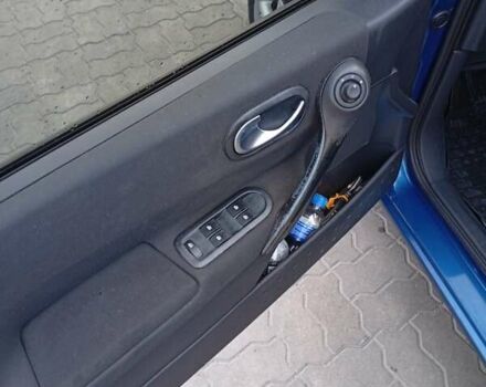 Синий Рено Меган, объемом двигателя 1.9 л и пробегом 357 тыс. км за 4000 $, фото 2 на Automoto.ua