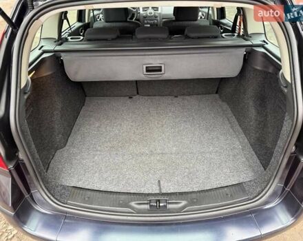 Синий Рено Меган, объемом двигателя 1.6 л и пробегом 151 тыс. км за 5900 $, фото 69 на Automoto.ua