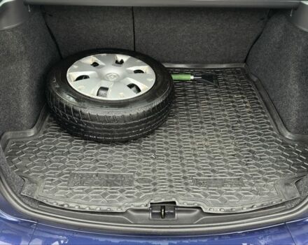 Синий Рено Меган, объемом двигателя 1.6 л и пробегом 223 тыс. км за 5500 $, фото 5 на Automoto.ua