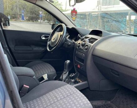 Синий Рено Меган, объемом двигателя 1.6 л и пробегом 210 тыс. км за 5200 $, фото 5 на Automoto.ua