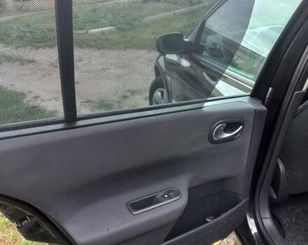 Синий Рено Меган, объемом двигателя 1.6 л и пробегом 213 тыс. км за 5700 $, фото 42 на Automoto.ua