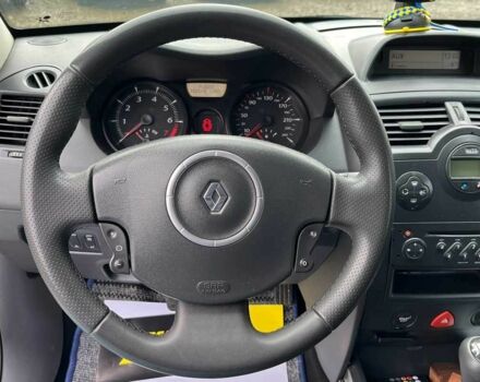 Синий Рено Меган, объемом двигателя 1.6 л и пробегом 227 тыс. км за 4800 $, фото 10 на Automoto.ua