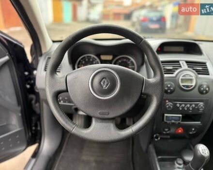 Синий Рено Меган, объемом двигателя 1.6 л и пробегом 151 тыс. км за 5900 $, фото 59 на Automoto.ua