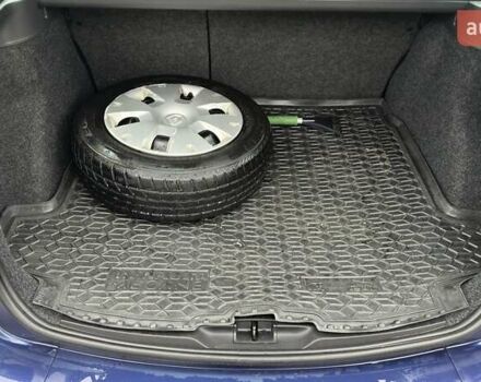 Синий Рено Меган, объемом двигателя 1.6 л и пробегом 223 тыс. км за 5500 $, фото 17 на Automoto.ua